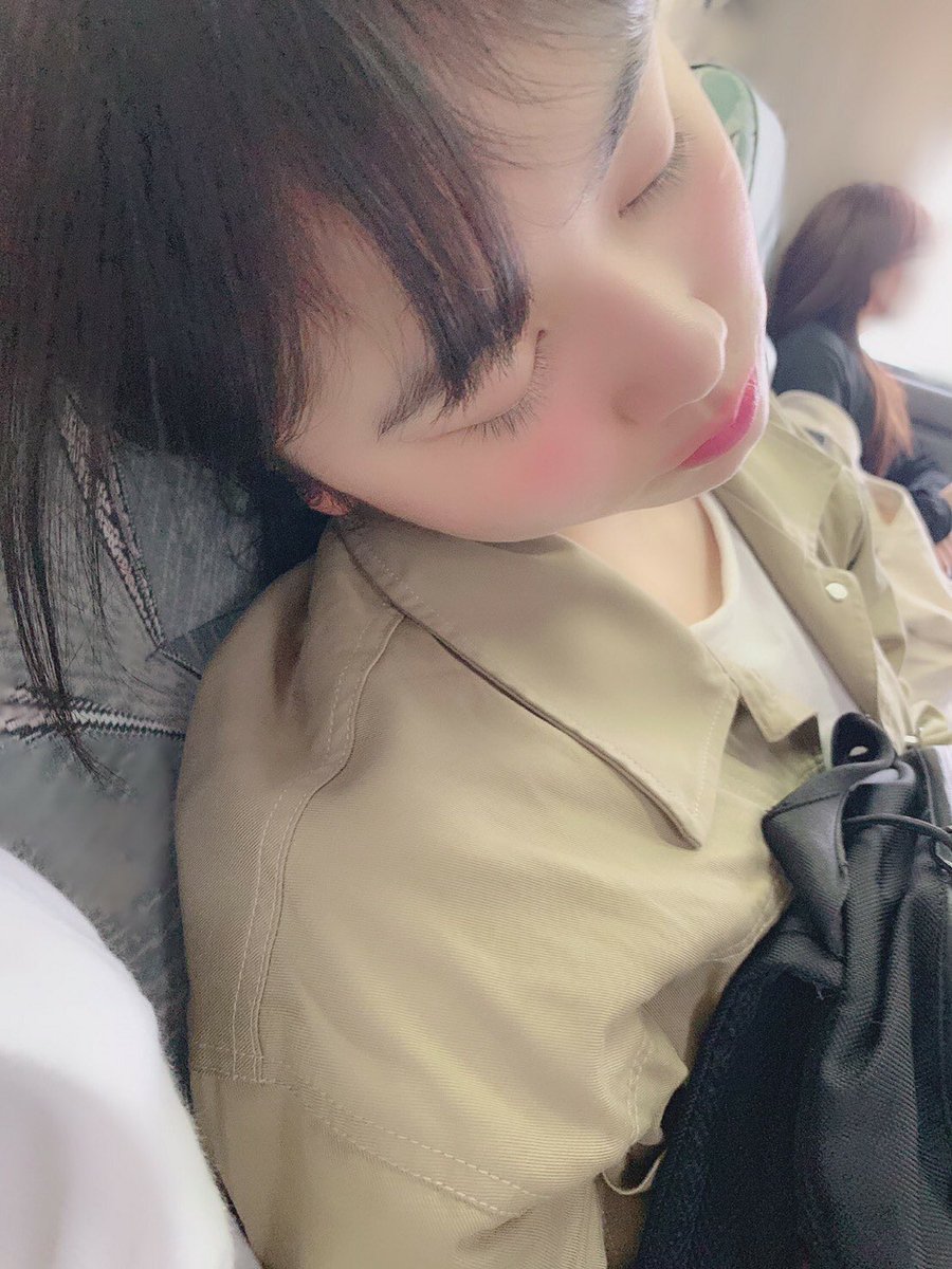 彼女とお昼寝なう 彼女とお昼寝なう