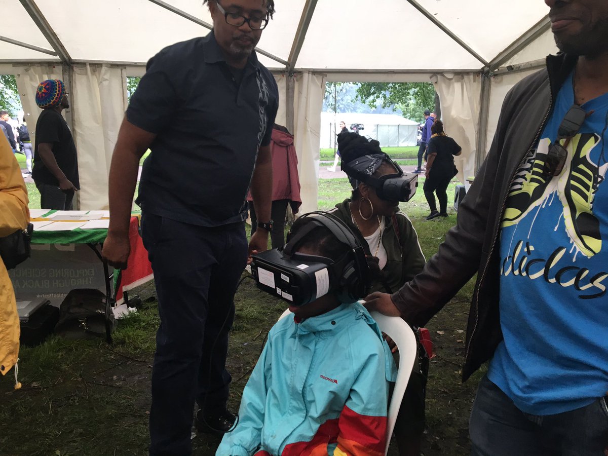 MAParnellHS's tweet photo. Thanks @wellcometrust fellow @AnitaShervingt1 for inviting &amp; hosting us @blastfestuk to do #HidradenitisSuppurativa, #VR &amp; #360video #Scicomm with @erinmaochu @eggfoot27 &amp; @EmmanuelBajiiji team @scicommsalford  https://t.co/gGLfMnOy4d #TalkingforHS #MillionsHidingHS #HS https://t.co/w2DSxApJBb