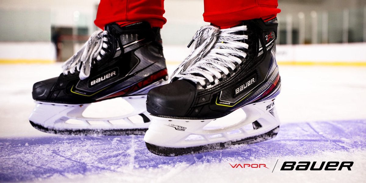 PuckStopUK's tweet photo. The #VAPOR2XPRO skate features an Asymmetrical Toe Cap, which was assembled using the profile of 25,000 player scans. It is optimised to enhance your push-off on every stride. #VAPORQuick
https://t.co/HBuRmyIno0 https://t.co/XYI0t2PUZG
