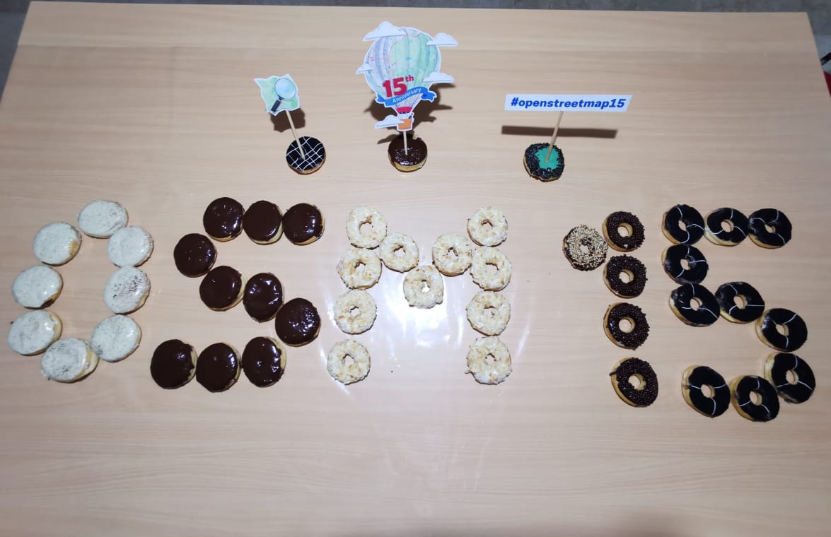 OSM_ID's tweet photo. Happy 15th Anniversary OpenStreetMap, eat donut and keep mapping! #openstreetmap15 #OSMIndonesia https://t.co/N7qpz2UpsP