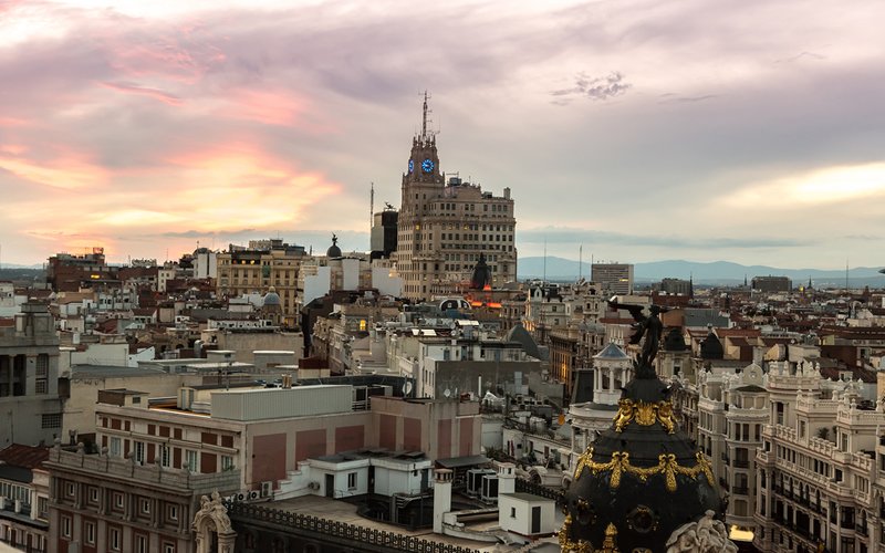Indomio_es's tweet photo. ¿Cómo van los números de las grandes Socimis españolas y las promotoras cotizadas? ¿Ganan o pierden dinero? @expansioncom nos lo cuenta aquí >> https://t.co/pLZCGJycIr #inmobiliaria #pisos #ventapisos #comprapisos #socimis https://t.co/3vQ1pdFGHJ