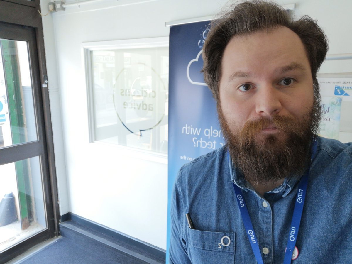 GuruBilly's tweet photo. Need some advice on your tech? Or just want some top tips for using your smartphone? You can catch me at Citizens Advice in @FleetwoodMkt on the 27th this month, between 10:30-14:00. It's all free, for everyone! You don't even need to be on #o2 #midcommunity https://t.co/hC7fTZ8dqO