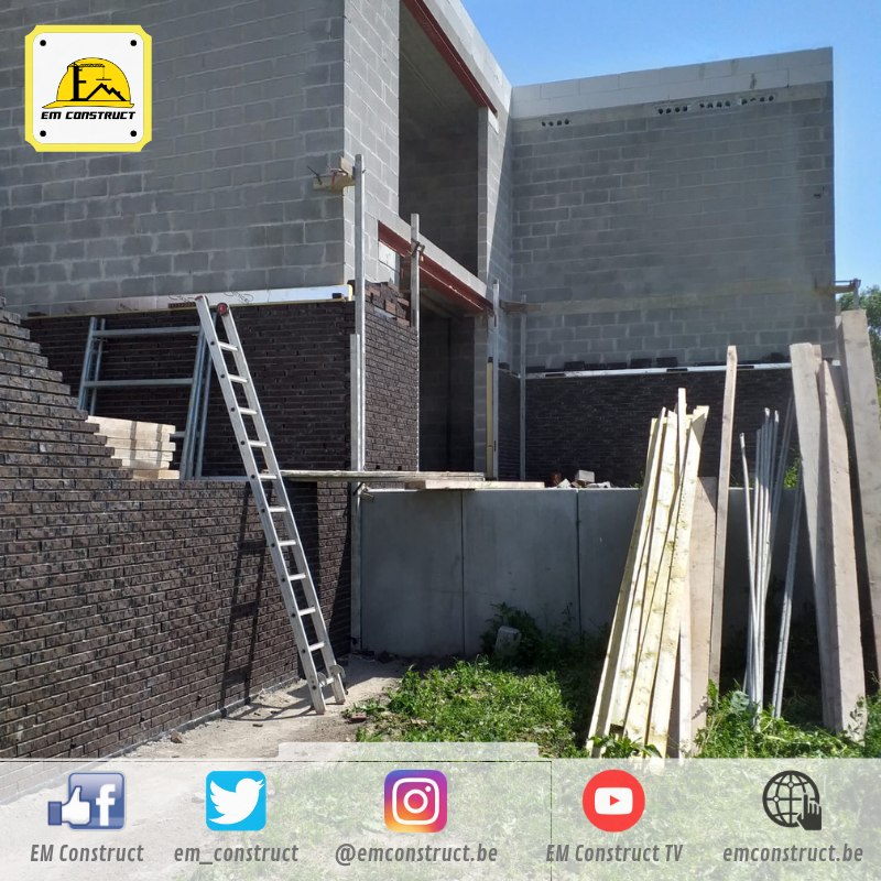 em_construct's tweet photo. 🏗️ 🏢 Construction de 6 nouveaux appartements à Grâce-Hollogne 

💹  Besoin d'un devis ? Contactez-nous et nous nous ferons un plaisir de vous répondre rapidement :  https://t.co/aFeoZWU9op https://t.co/3bWdEAN564
