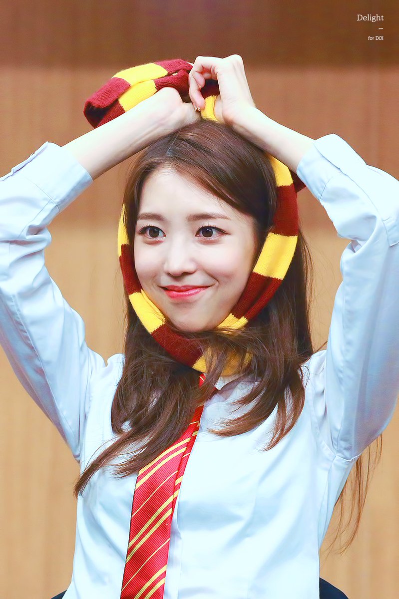190811 팬사인회

호그와트 가면 마법사 말고 요정도 볼 수 있나요🥰❤

#파나틱스 #FANATICS 
#도이 #DOI
@FENT_FANATICS
