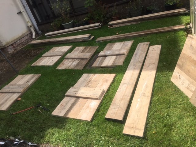 GarethTrench's tweet photo. #bhgestates using #recycled scaffold boards to build planters for our residents #gardening club. ♻️ https://t.co/Qr0gkS7XFP