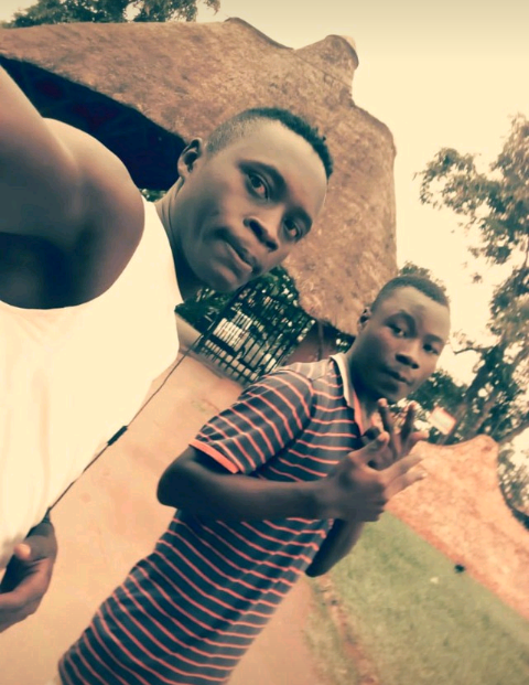otim_jj's tweet photo. On a Monday 🔥🎶 🎶 #LwakiBefuula by #Apass still making rounds #LadyValeria by #Mpiima #SteynBeatz #OtimChristopherJj #BadiWorld Twookya 🔥 🔥🔥 🔥🎶 🎶 https://t.co/816xCfrGPp