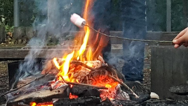 ESCadetsTeam's tweet photo. No residential is complete without the marshmallows on campfire @annmarielawson1 @NorthantsChief @CIJulesMead https://t.co/ZU5XEW5Q2W