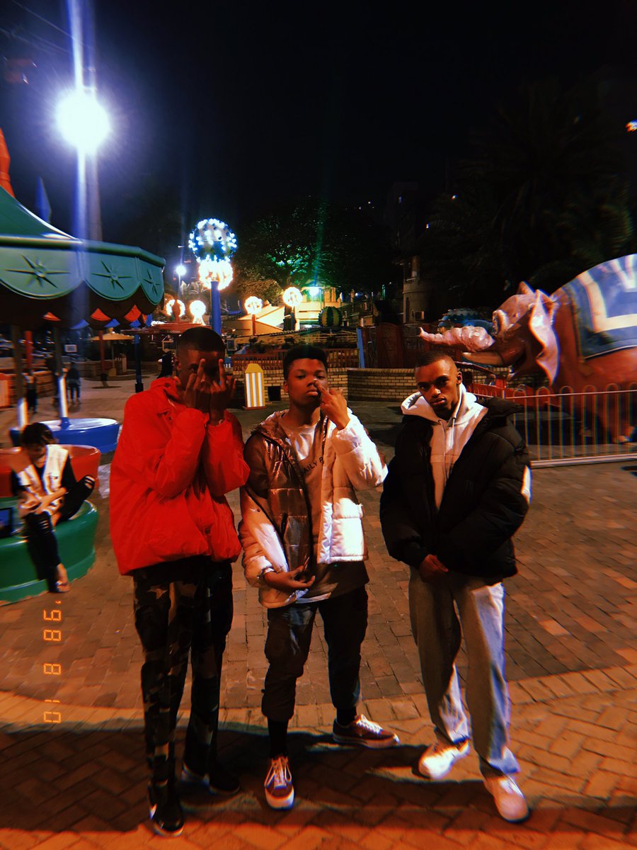 IVandNeptune's tweet photo. Rey Mysterio, top Rope, she wanna hang wit me 🎢🎡🍭✨ https://t.co/NbAf4azoET