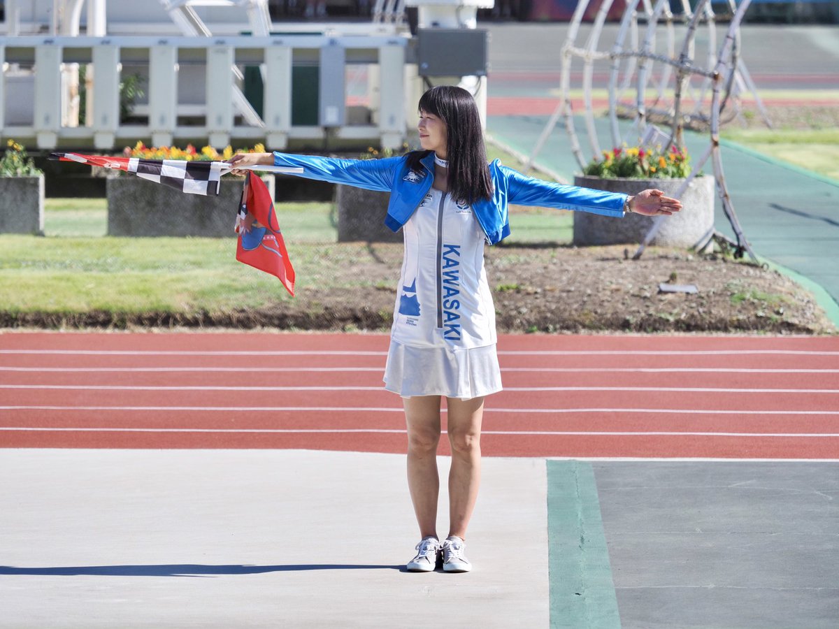 H 福田綾子 Etiketa Sto Twitter