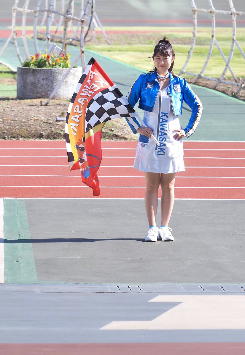 H 福田綾子 Etiketa Sto Twitter