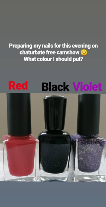 What nail colour for today's webcam show do you want me to put? https://t.co/H2Aqmgh6Kr