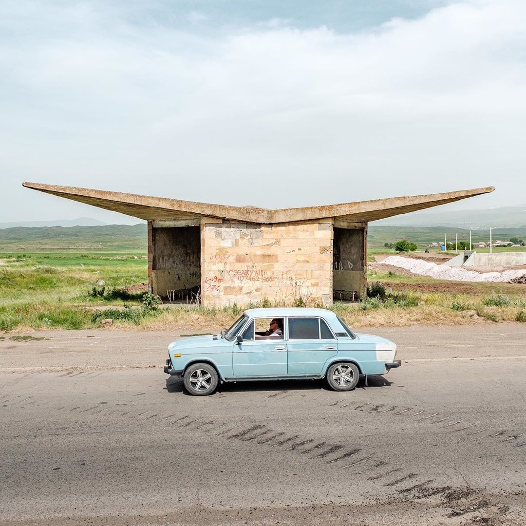 Lada + Soviet bus stop. Name a more iconic duo

Image: @inconcretewetrust instagram.com/p/B0yVuE_Alqg/