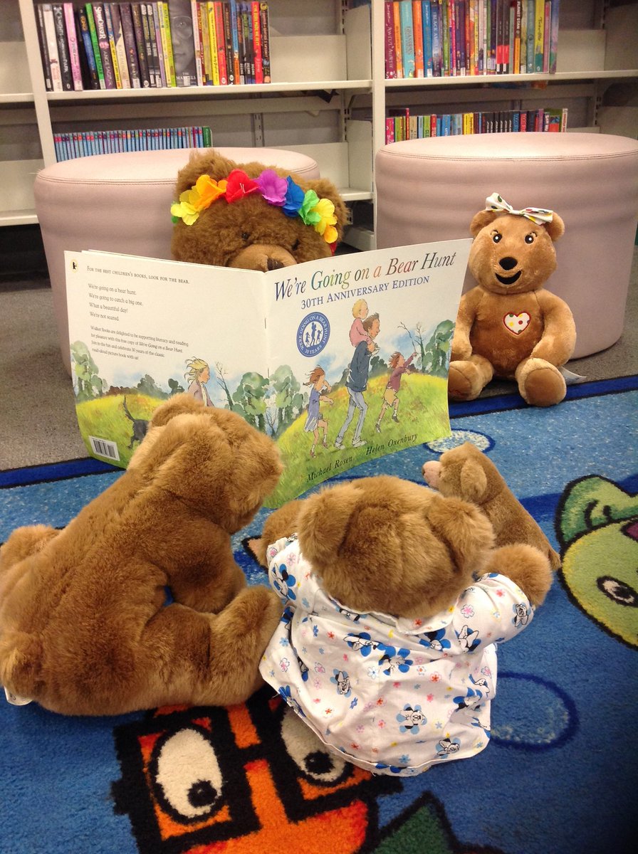 BelfastCentLib's tweet photo. It was a beautiful day on Saturday for going on a Bear Hunt at @BelfastCentLib as part of @LibrariesNIβs @BigSummerReadNI!
There were lots of shiny wet noses, big furry ears and big goggly eyes on show! https://t.co/TRAqYxtJiF