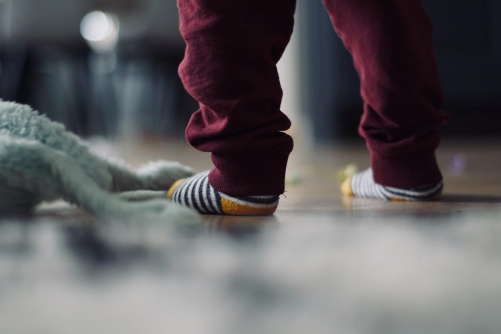 5 Proven Tips to Solve Your Worry “When Do Your Baby Walk?” Kidzholic