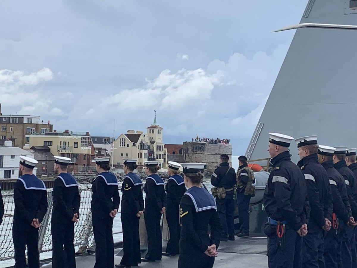 HMS Defender tweet media