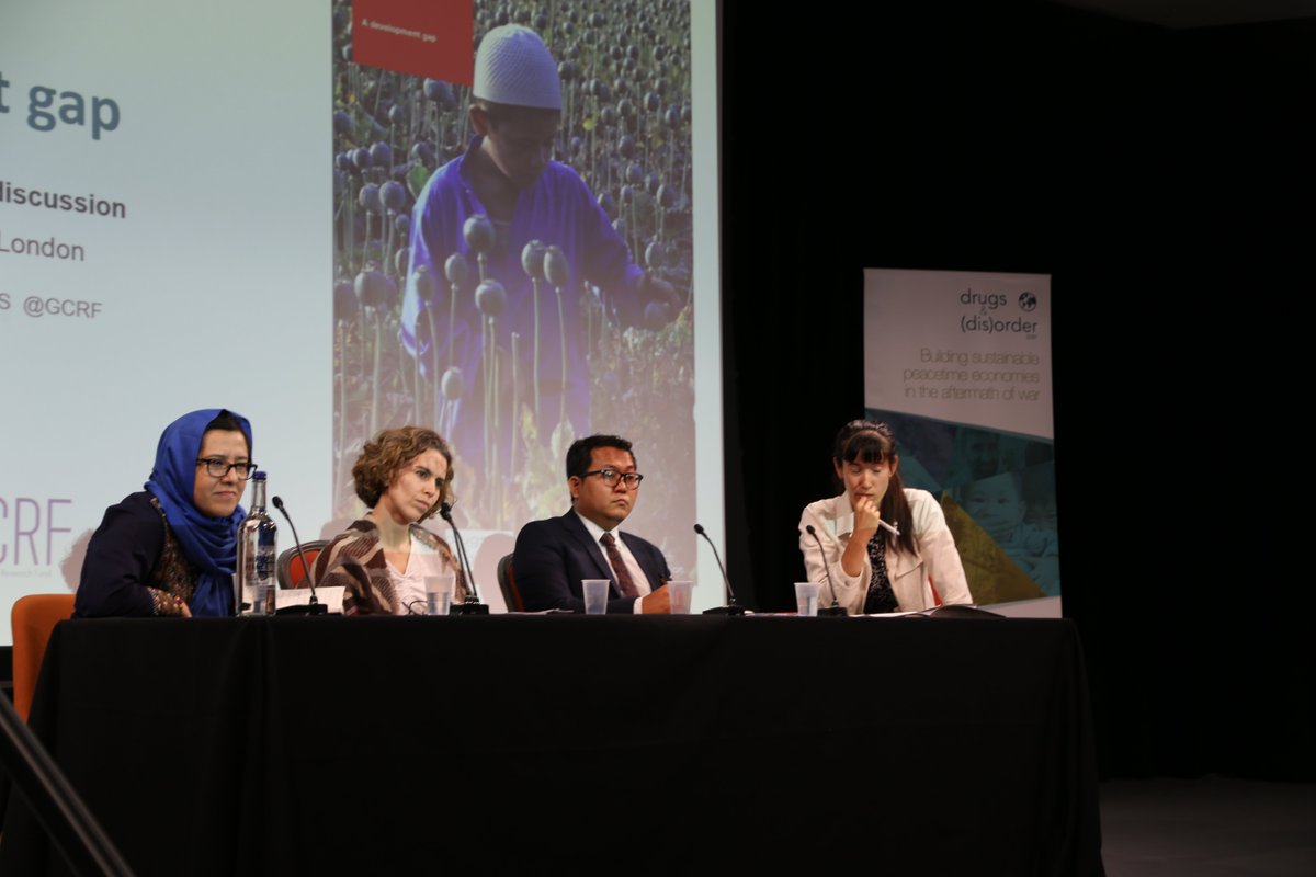 civad_soas's tweet photo. 📢 If you missed our event on peace, drug economies and the SDGs, you can listen to it here https://t.co/PgPeLlN8R1
Speakers from Myanmar, Colombia and Afghanistan #devgap #globaldev #SDGs #drugpolicy https://t.co/NcOfOJjj5z