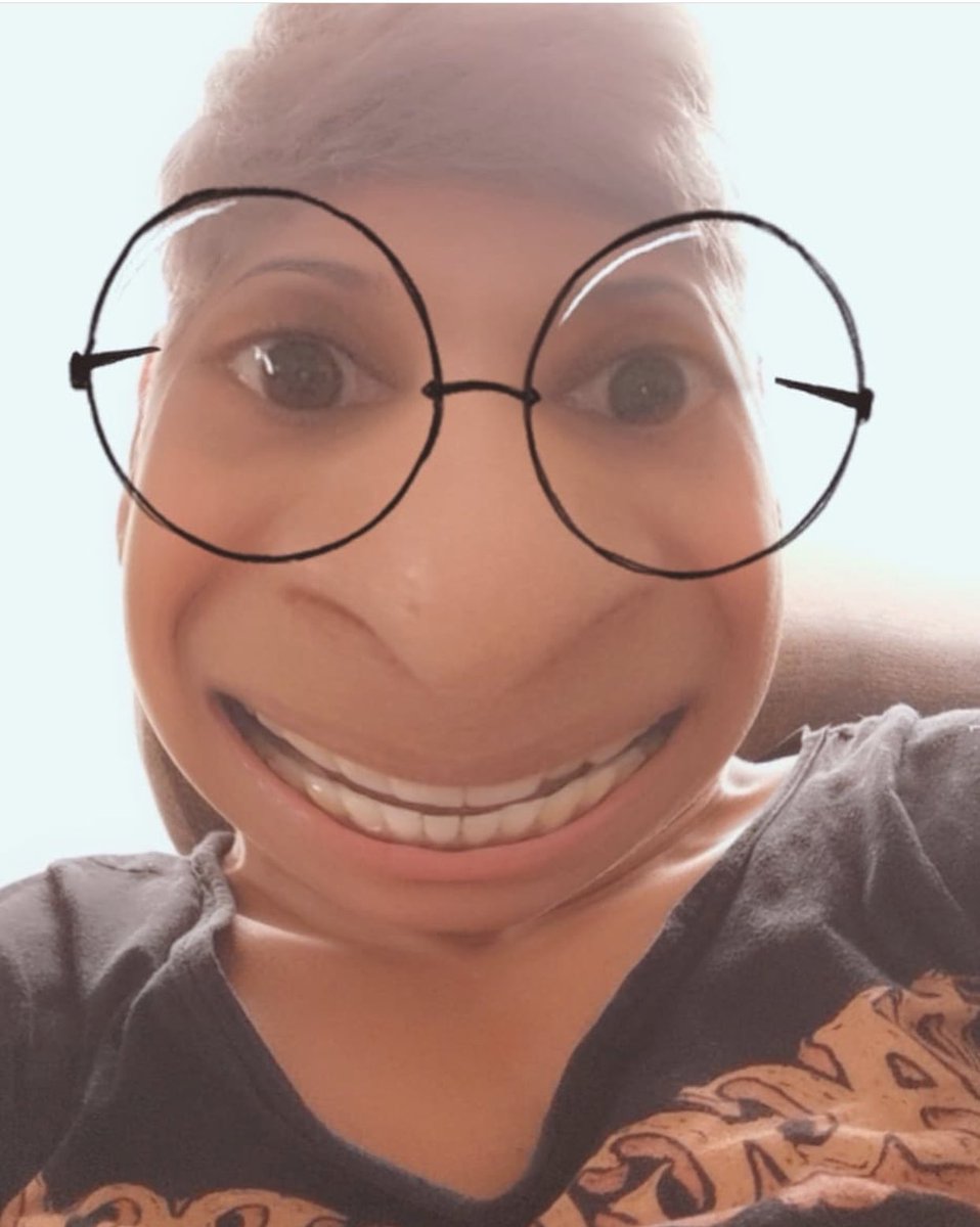 jaclyn_victor's tweet photo. Comei kann? 😂 I know, I'm too cute for words 🤣 Bila gumbira cenggini la 🤪 I shd go zzz. Tummy = full. Heart = happy. Head = ting tong, I shd zzz. more. Remember I love YOU 🤟 #jackielovesYOU #jackiesmilesforYOU #alwaysyourgirl #onetrackmind #ILYDB😍 #MSMCCMTS😍 #ISATMOAOLJC😍 https://t.co/fQwu0GPcXi