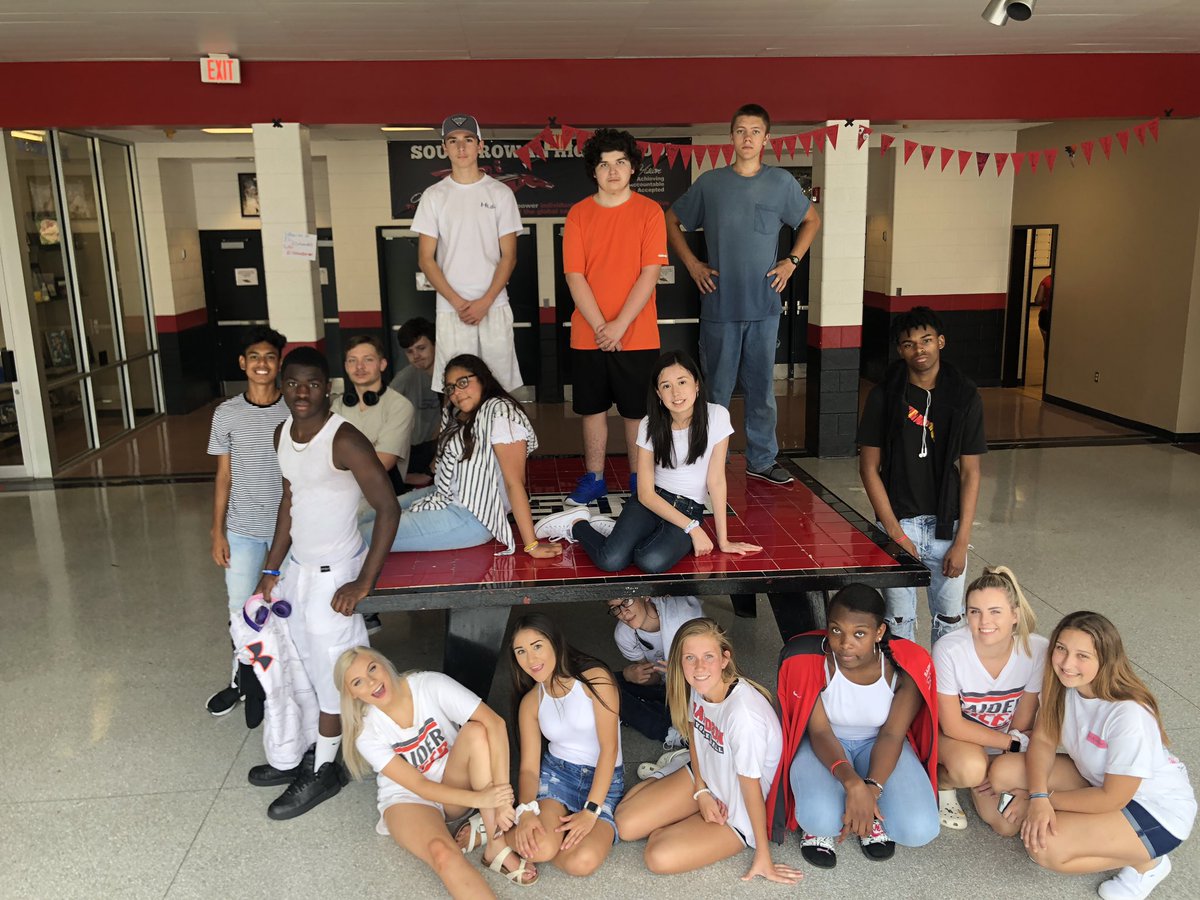crossens_nest's tweet photo. #26 #RAIDERPRIDE #srhs1920 #crossengivesyouwings https://t.co/Ds9LxoWKz9