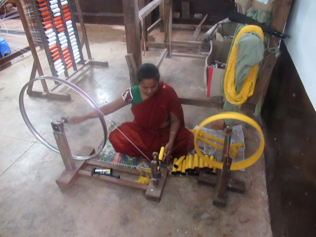 dpradhanbjp's tweet photo. The RMD division of @SAILsteel is doing a commendable job by helping women become financially independent through women self employment centres like ~KIRAN. Lives of many women around the Meghahatuburu township is being transformed through these centres. https://t.co/g3QLMeQXy3