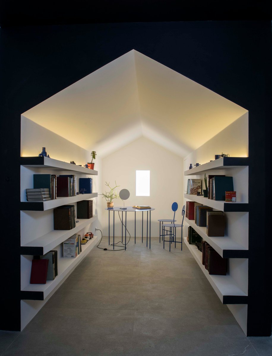 Espacio 12 | Segundo Premio a la Arquitectura y Diseño de Interior | Escritorio | MCR+JAG Oficina de Arquitectura. No te pierdas este y todos los espacios de #CasaFOA Chile 2019. ¡Te esperamos hasta el 1 de septiembre en el Paseo San Damián (Av. Las Condes 11.271)!