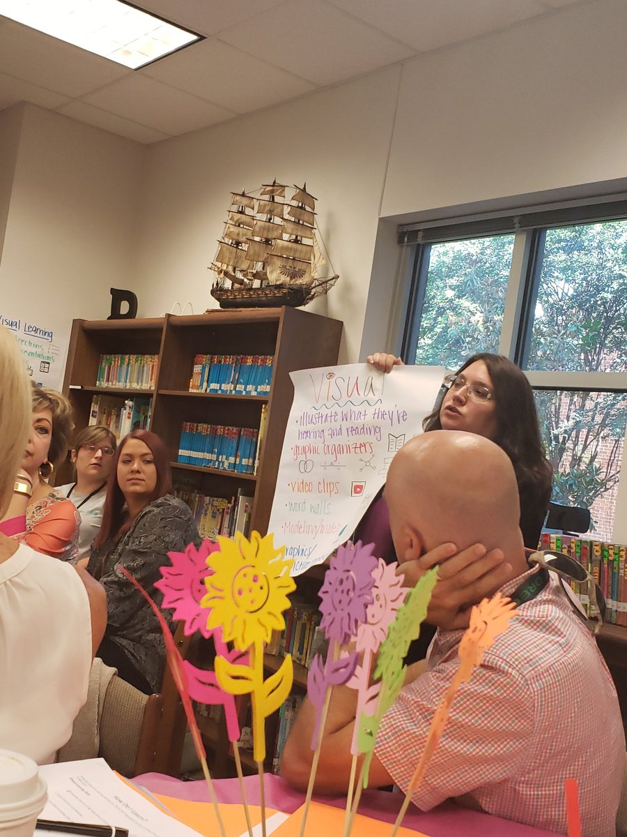 Angela Jones tweet media