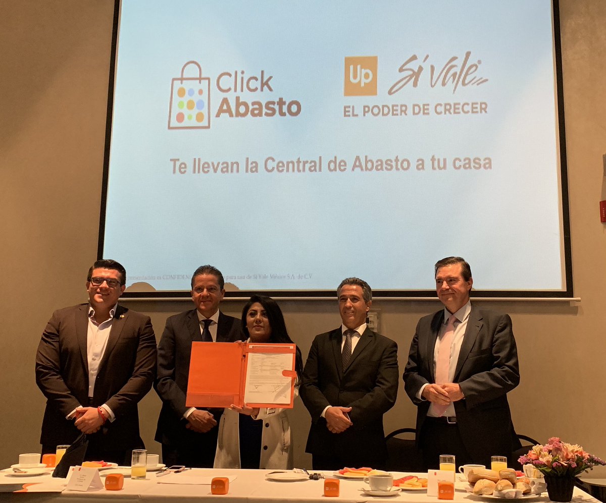 Alianza Click Abasto - Up Sí Vale con el acompañamiento de <a href="/SedecoCDMX/">Secretaría de Desarrollo Económico</a>. <a href="/upsivale/">Up Sí Vale</a> acercando a la Central de Abastos