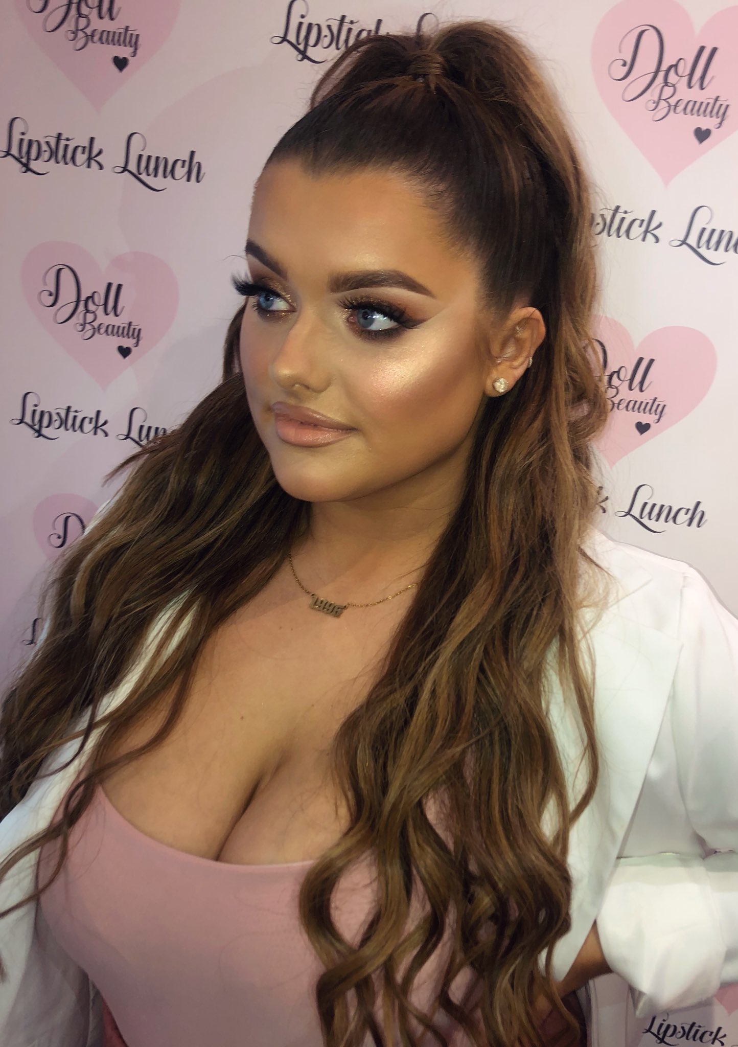 Rach Leary On Twitter Doll Beauty Masterclass Today Using Gobstopper Pigment Rach Bootsuk Exclusive Lash Cest La Vie Lipstick Love My Doll Beauty Fam Make Sure You Re Checking