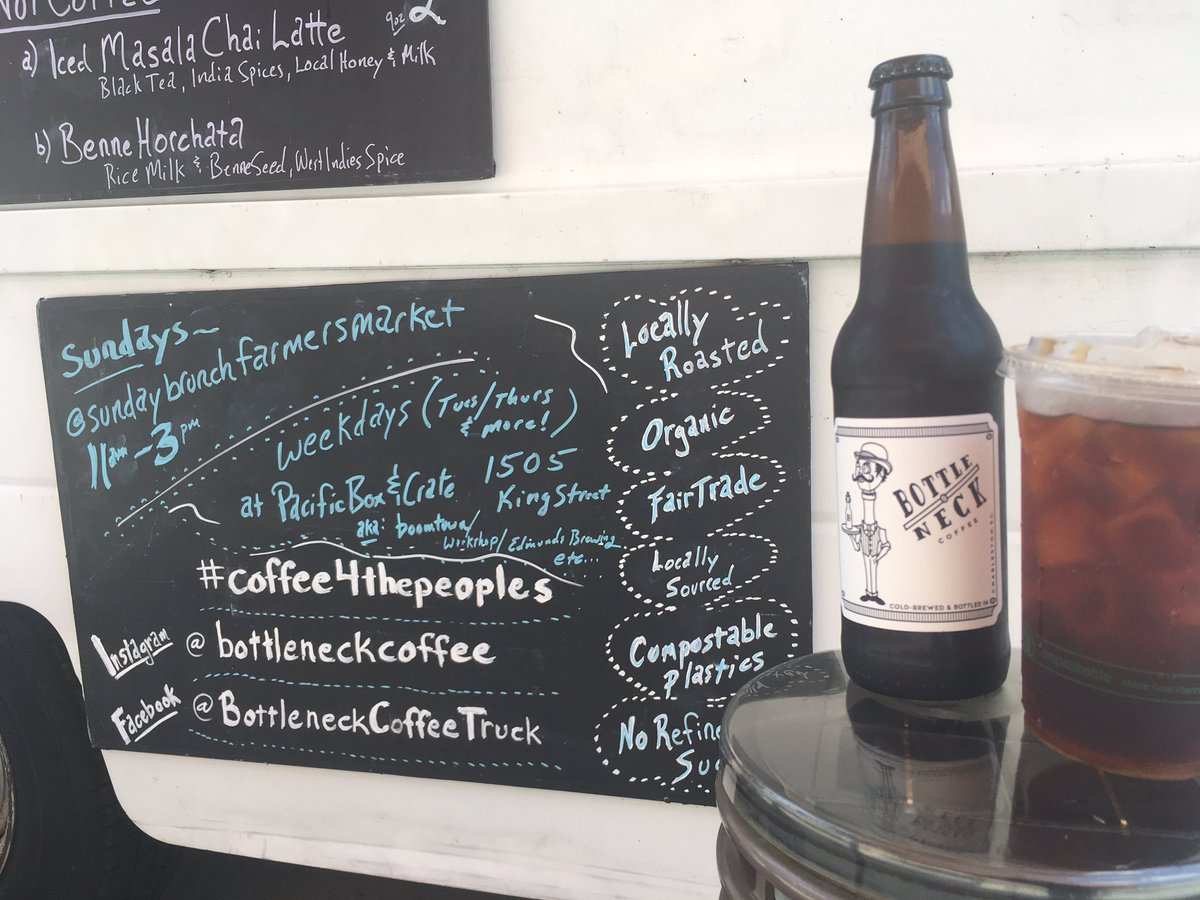 catebuesing's tweet photo. Oh my gosh y’all. I got myself a Charles Tonic from @BottleneckCo and it is so fancy!! Thank you for coming out to support our #FirstYearTeachers and helping them get a caffeinated start to the school year 🤣 #ThisIsCCSD #CoffeeForThePeoples https://t.co/uMHNXNDRSL