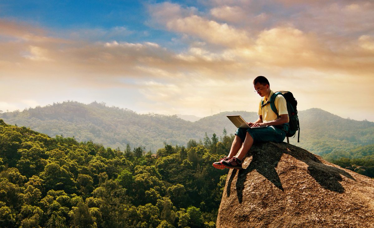 CitrixBenelux's tweet photo. Vakantie! Even geen werk, geen projecten, geen mails… Of toch? Werk jij "gewoon" door tijdens je vakantie? Gebruik de hashtag #WorkingNomads en deel de foto van de mooiste, gekste of meest exotische plek waar jij ooit hebt gewerkt! https://t.co/pROPYaqsYB