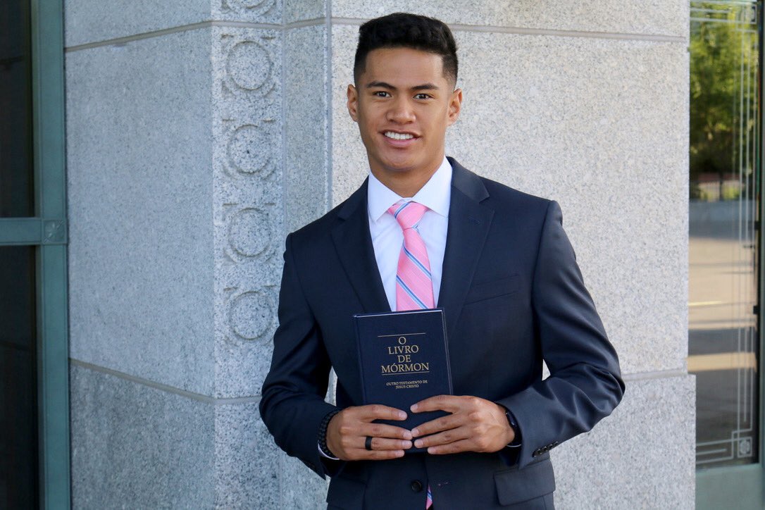 oisole3's tweet photo. It’s time! Tonight I’ll be set apart as a full time Missionary and can’t wait to serve the people of Brazil! If you’d like to email me I’d love to hear from you! My email is mekelee.gautavai@missionary.org! May God continue to bless u all!🇧🇷❤️ https://t.co/NRV7K3e4Hl