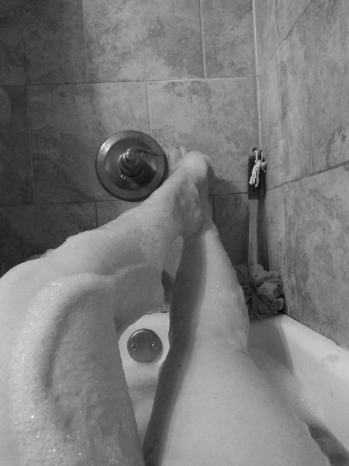 Hey guys. The hubby is away for the day. I&rsquo;m available for sessions all day and all night on cam!🌙🌙  Kik<a href="/tag/kik"class="tags"><span>#kik</span></a><a href="/tag/findom"class="tags"><span>#findom</span></a><a href="/tag/kikme"class="tags"><span>#kikme</span></a><a href="/tag/bbr"class="tags"><span>#bbr</span></a><a href="/tag/sissys"class="tags"><span>#sissys</span></a><a href="/tag/efdp"class="tags"><span>#efdp</span></a><a href="/tag/frtq"class="tags"><span>#frtq</span></a>