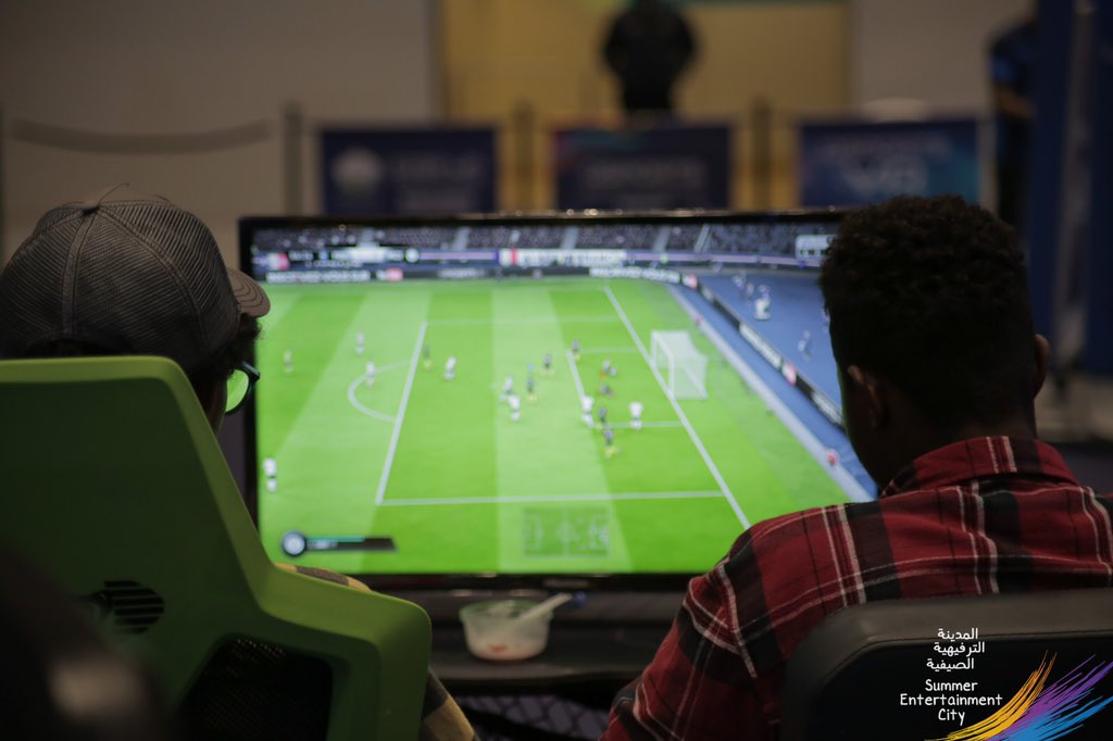 استمتعوا بلعب +40 لعبة واقع افتراضي VR، من أهم الألعاب العصرية في هذا الموسم إلى الألعاب الكلاسيكية بإستخدام تذكرة ألعاب الفيديو!
<a href="/QSportsQatar/">QSports Qatar</a> <a href="/QatarCalendar/">Qatar Calendar</a>