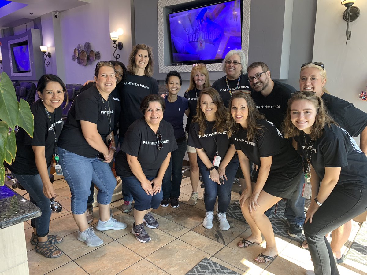 Thank you Modern Nail bar ❤️ <a href="/HESPanthers/">Heritage Elementary</a> @ProwlingPanthers @KISDpantherpride