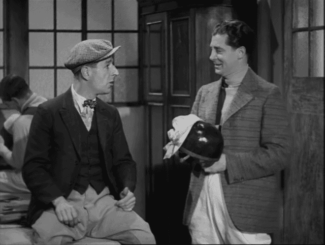 TalkingPicsTV's tweet photo. 18:30 FLYING FIFTY-FIVE (1939) PREMIERE crime #DerrickDeMarney #NancyBurne #MariusGoring #JohnWawick #RonaldShiner #PeterGawthorne An exciting tale of double crossing and blackmail in the horse racing world. Look out for an early #TerryThomas appearance. https://t.co/voeb0hZPNC