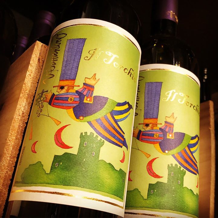 There is sunshine in this wine - available on our #swinelist @theimpeccablepigrestaurant #swinedineandsleep #iltorchio #italianwine #luguria #whitewine #wine #winestagram #winetasting #vino #vermentino #ilbianco @PassioneVinoUK #oinkoink