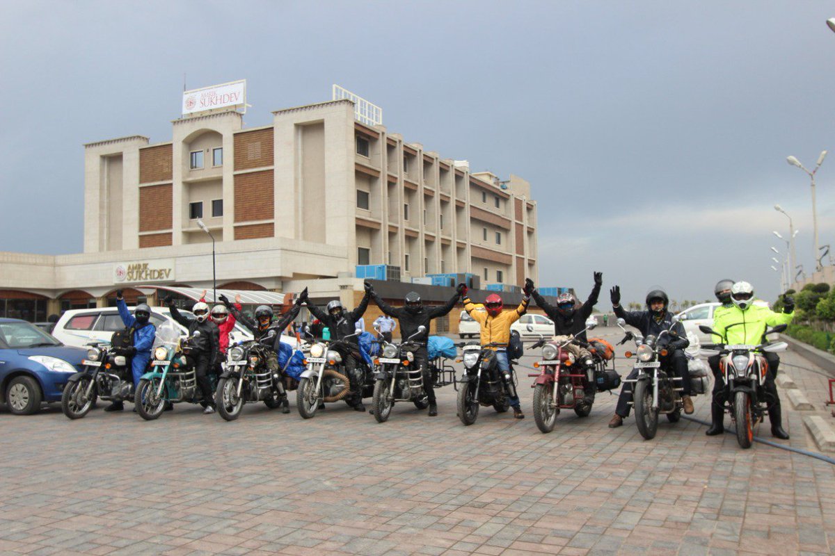 RollingTwoos's tweet photo. Following the rituals!
#MastMalangLadakh #rollingtwoos #ladakhroadtrip #ladakh #leh #ladakhdiaries #ladakhtrip #roadtrip #ladakhtourism #ladakhfestival #incredibleindia #ladakhmemories #ladakhbikeride #kargil #delhitoleh #photography #biketrip #mountains #kashmir #manali https://t.co/4VzHYtIHAw