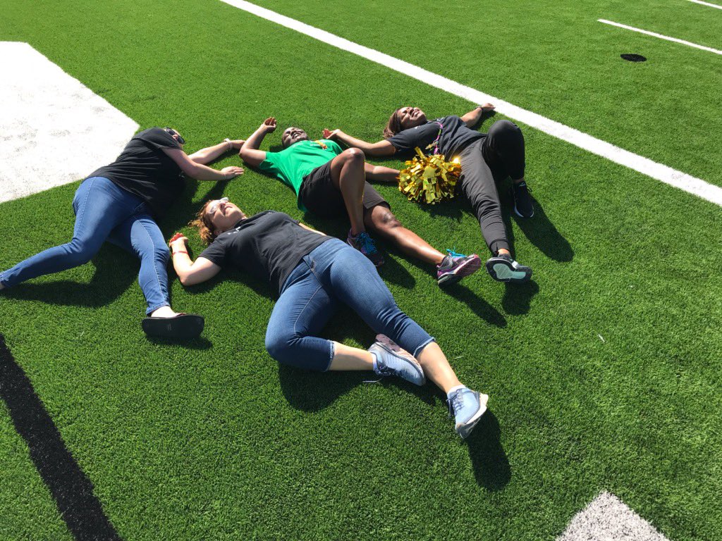 mrsksjourney's tweet photo. We gave it our all #chickclick @HESPanthers @DrRDubKellerISD #kisdpantherpride #celebrateKISD https://t.co/BBhWeYOd7G