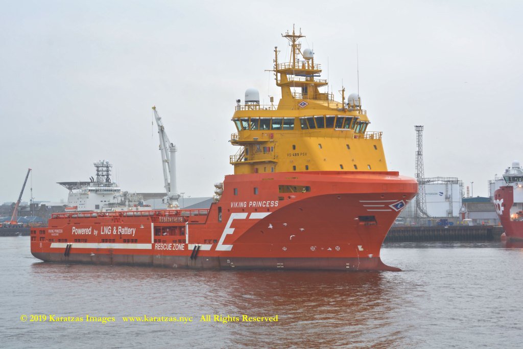 BasilKaratzas's tweet photo. PSV 'Viking Princess', VS 489 DF LNG-design, departing Aberdeen Harbour #KaratzasImages #VS489DF #PSV #Offshore https://t.co/SNqTdYukcr https://t.co/UeIAC0HUc4