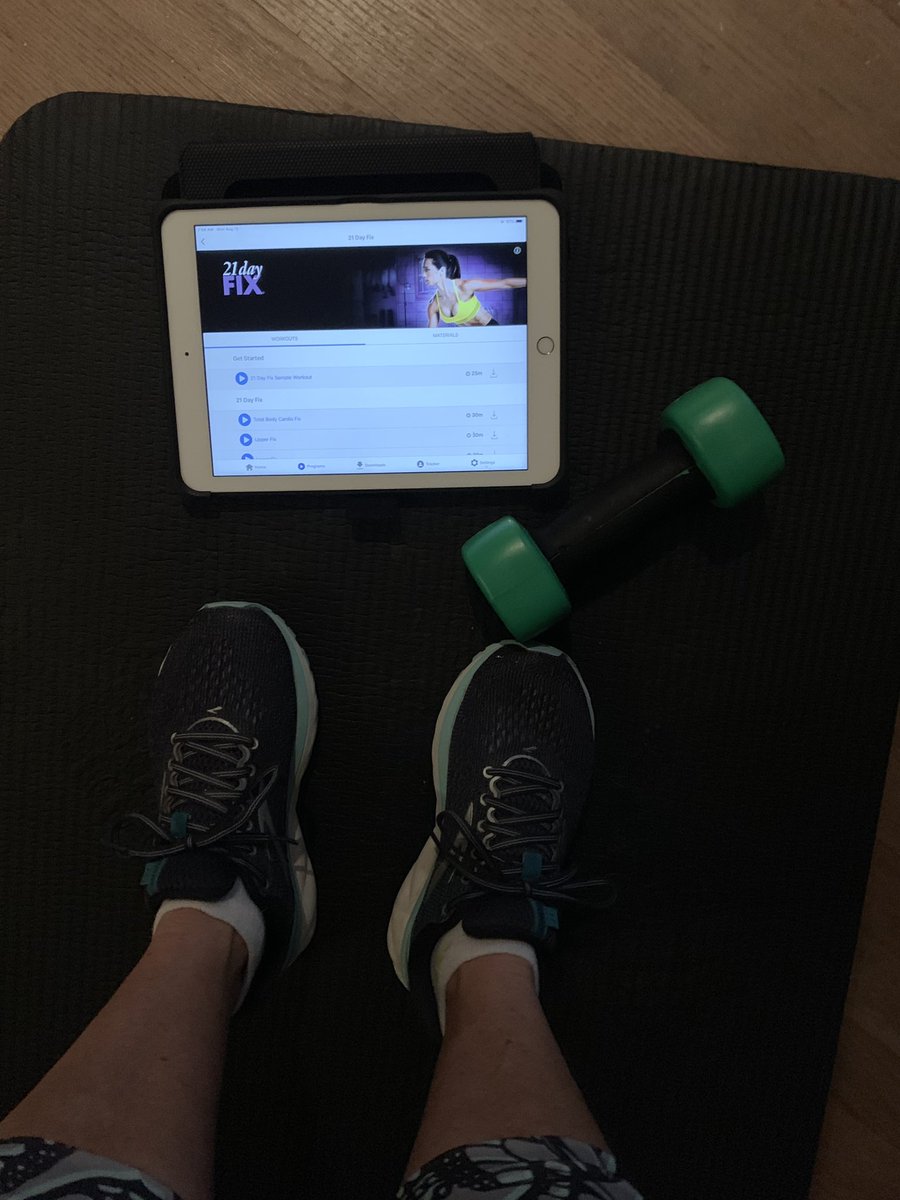 JenExtGreenTeam's tweet photo. Time to focus on me....
#metime #onedayatatime #babysteps #byebyestress #focus #betterme https://t.co/78B4vkkvY2