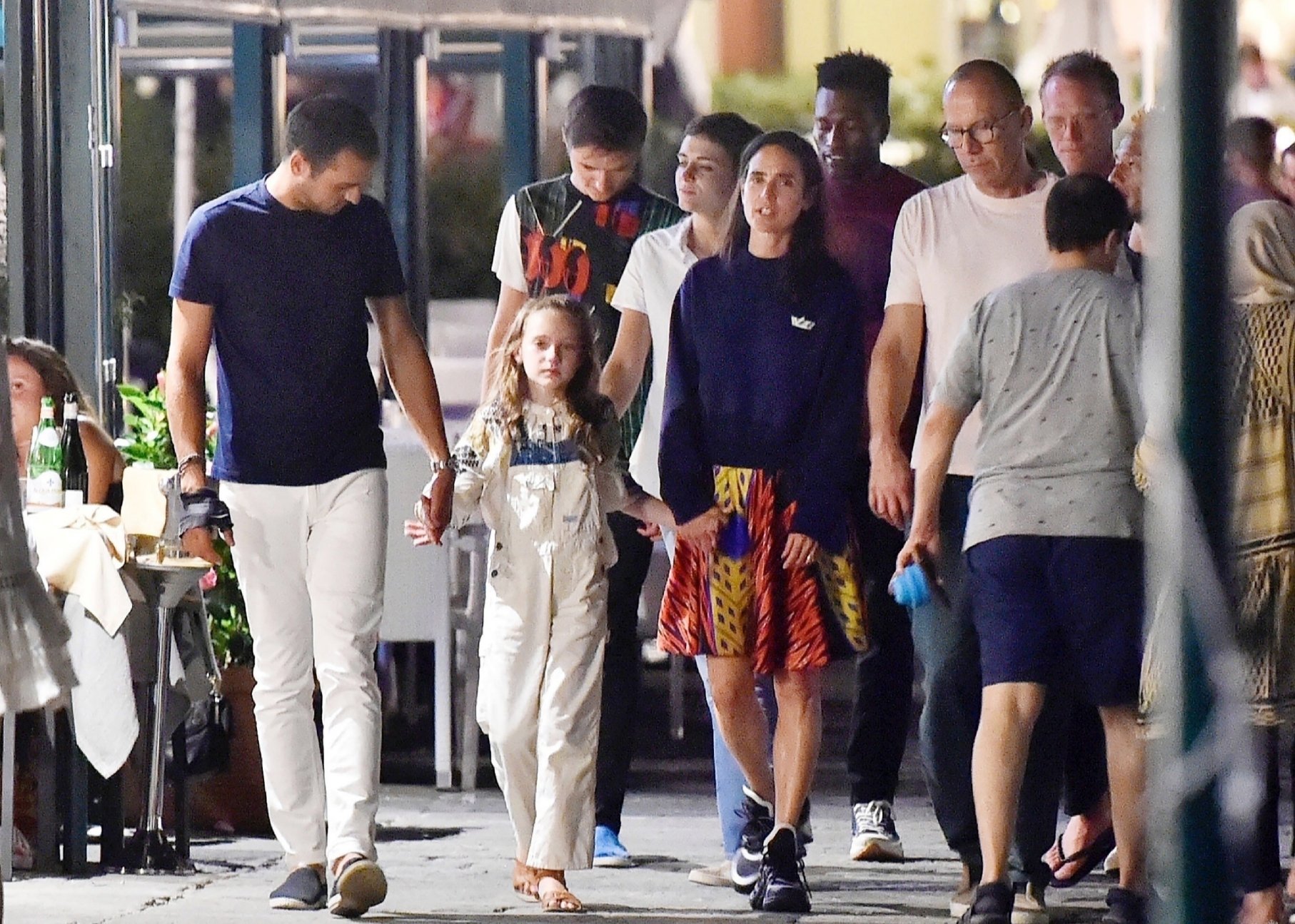 Jennifer Connelly & Paul Bettany: LAX Arrivial with the Kids