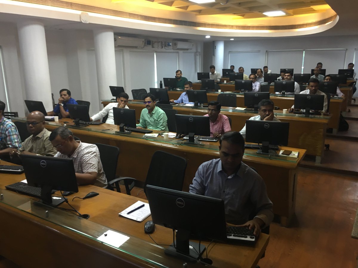 drsris's tweet photo. 'Workshop on AI & Deep Learning' for Indian Govt Officials at GAIL, Noida, July 24, 2019 to July 25, 2019
#DeepLearning #MachineLearning #ArtificialIntelligence #DeepTour https://t.co/X2fjPJhTGs
