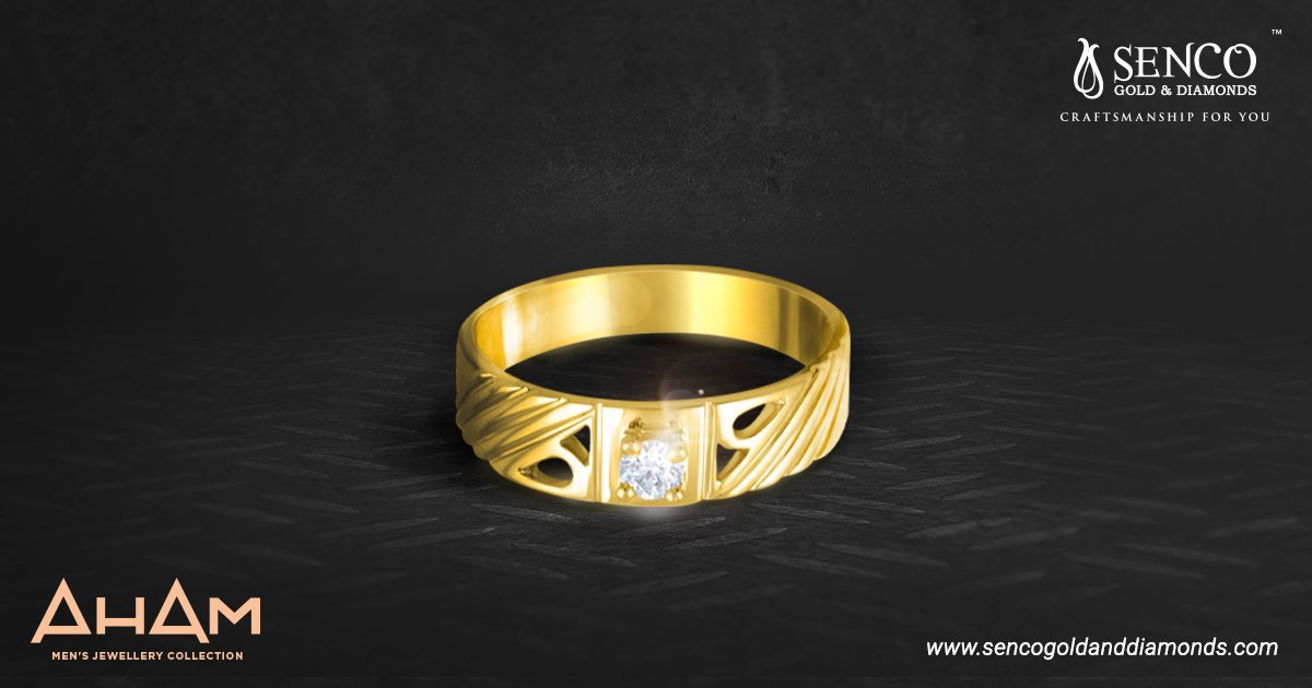 sencogoldindia's tweet photo. Who wants to be the average! It's time to rise above the rest.
Click the link below to buy it online:
https://t.co/LUr6pw6z23

#AhamCollection #MensJewelleryCollection #ShineOn #KarigariForYoungIndia #CraftsmanshipForYou  #SencoGoldAndDiamonds https://t.co/mP9jRI6oFj