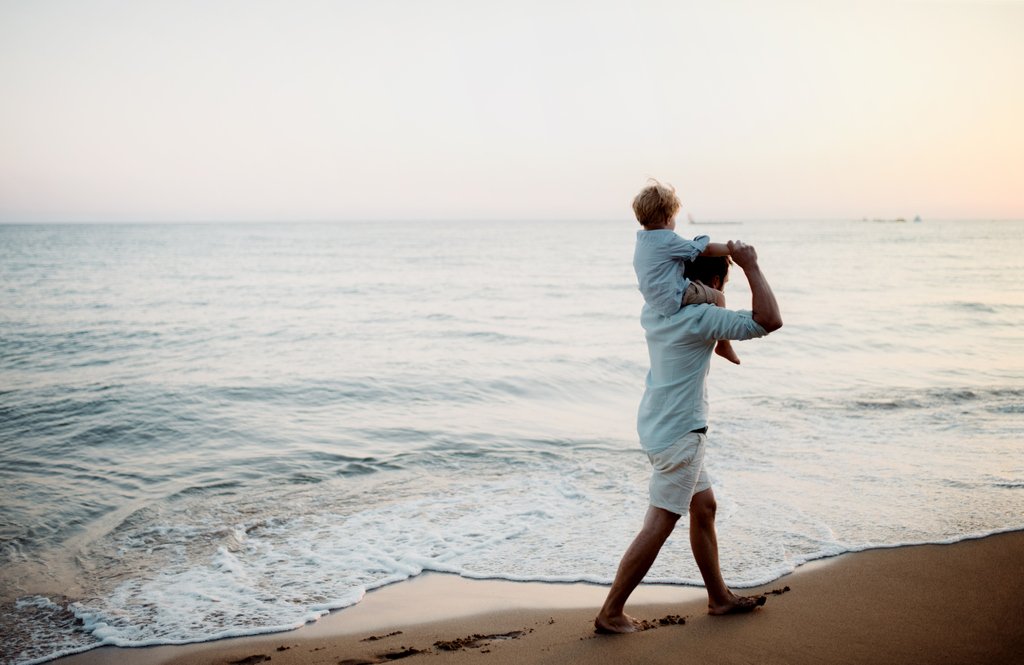 huntervision's tweet photo. Seeing the world through the lens of freedom is something we should never take for granted. In fact we are so thankful for that freedom we are giving away money towards helping you see clearer! Head to https://t.co/BfhuL3t0ul to get your $1,000 savings certificate today! #freedom https://t.co/JxMrIzv6h3