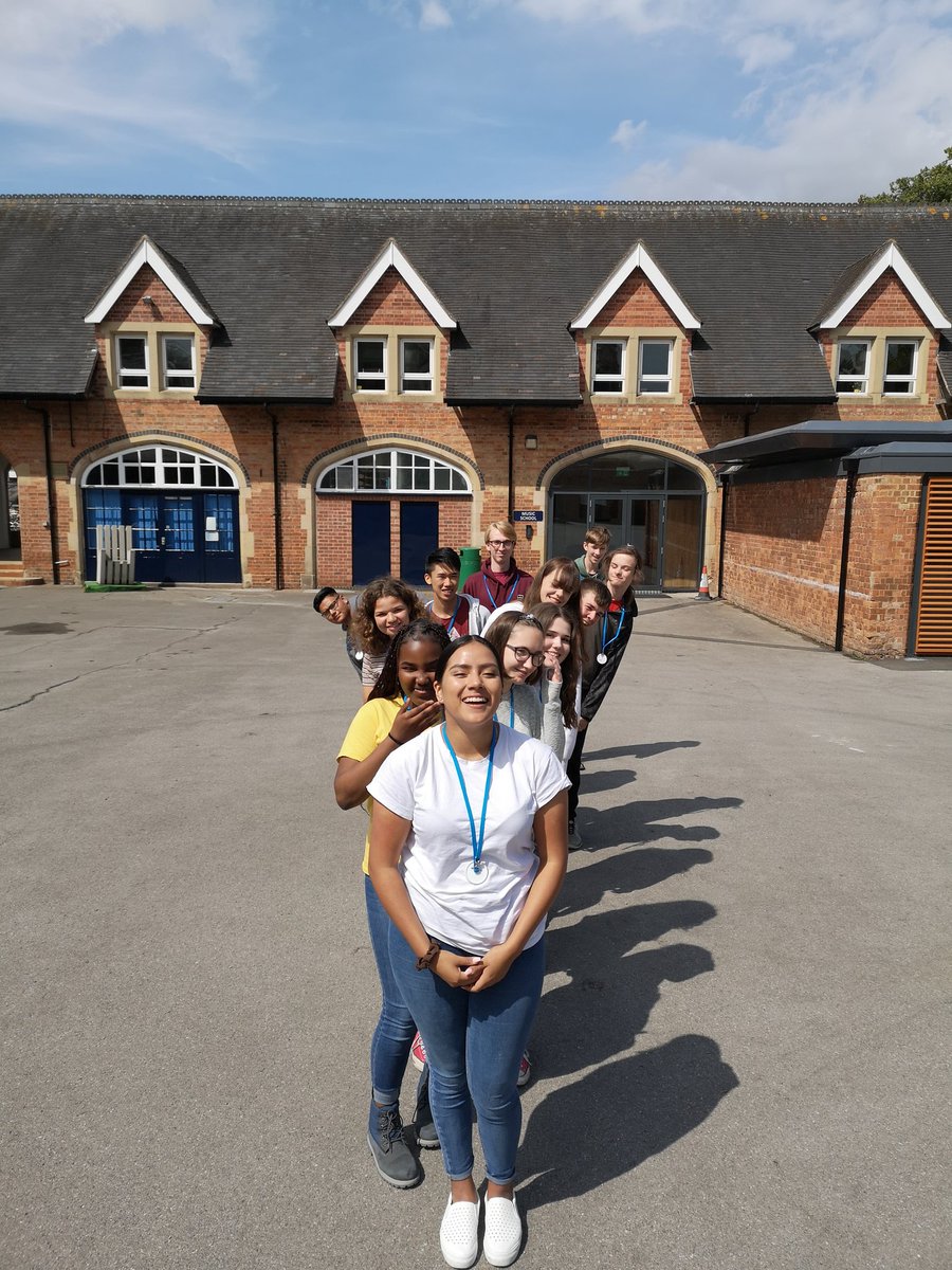 SUSpotTheDiff's tweet photo. Make the Difference are making the most of the sunshine to take silly photos! Lots of praying happening this morning too #makethedifference #spotthedifference https://t.co/4trZkFbk1Z