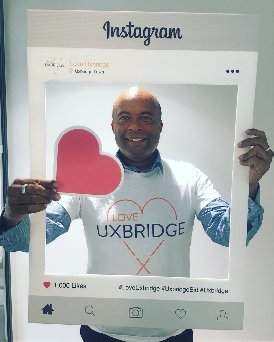 Our bid manager Mike showing off our new @awesomeselfieuk Instagram frames and our new #LoveUxbridge shirts! Woooohooo 👍🏼❤️🎉 #uxbridge #loveuxbridge #uxbridgebid