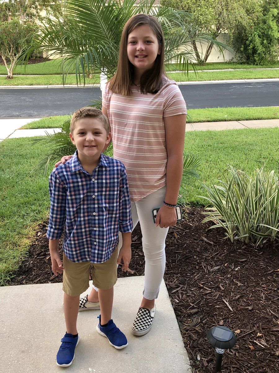 Jessiusf's tweet photo. Watch out @pascoschools, the Beagles are BACKKKKK!!! ❤️🍎📚#PascoProud #JLMS #WRES https://t.co/3XGO24Sm3q