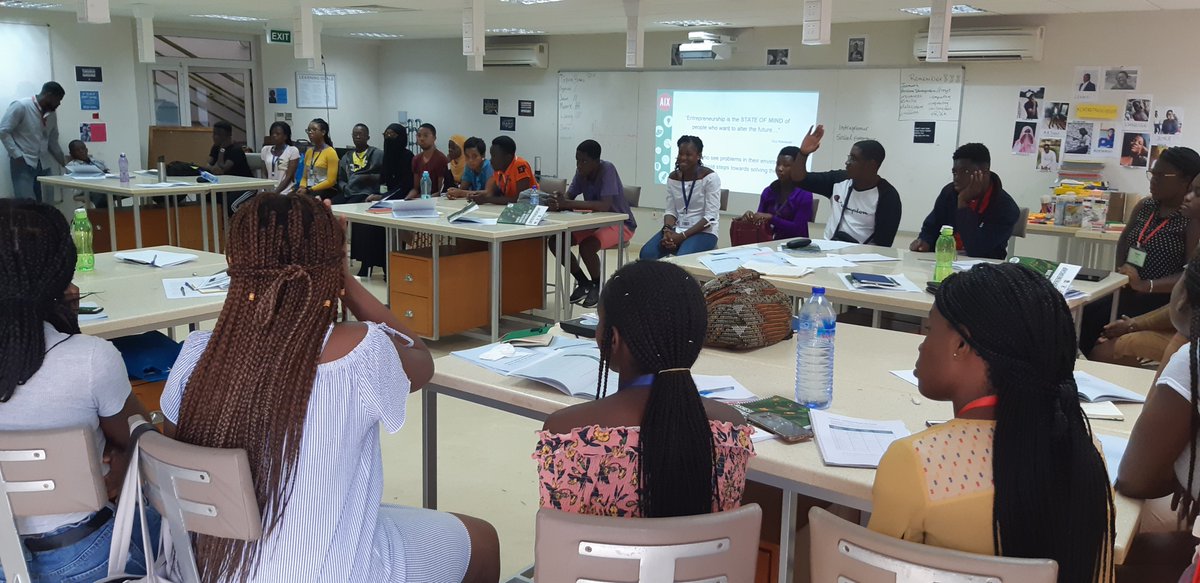 senaagbodjah's tweet photo. "WHO IS HERE"🤷🏾♀️
We usually attract participants doing great and amazing things back home/school. Some even have businesses. During this session, they share these exploits with the whole group to foster partnerships and collaborations.
#entrepreneurship #AshesIX here #atAshesi https://t.co/6CrYfEIidr