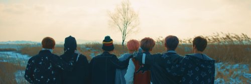 Moesandi6's tweet photo. #130WeeksWithSpringDay https://t.co/ILZ9SwpEuK