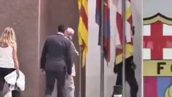 View image on Twitter