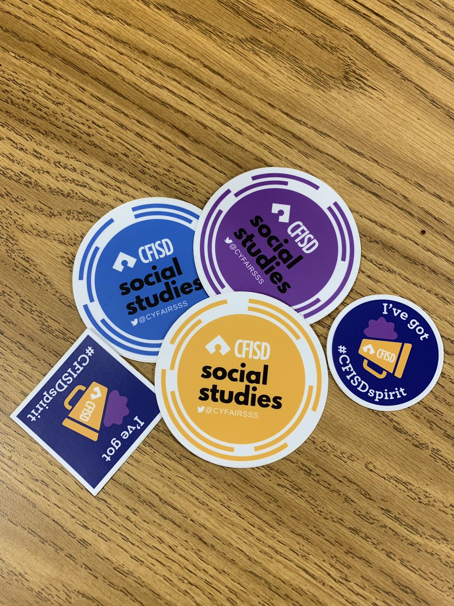 conniewood2018's tweet photo. @CyFairSSS is showing off that #cfisdspirit for this awesome week of #cfisdpd4all! Thank you @MrMattCampbell for making this happen!👊 @CyFairSSS @CyFairISD https://t.co/qScLb9e7uN